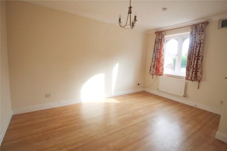 2 Bedroom House - Cherry Gardens, Bishops Waltham - Photo 5