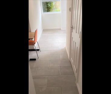 6 Bed Terraced House, Agnes Street, BN2 - Photo 1