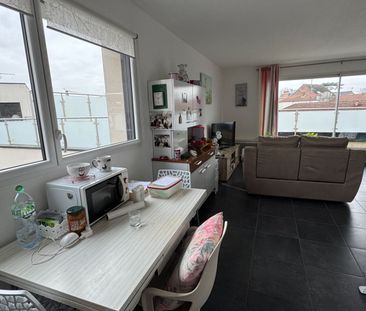 Location Appartement 3 pièces 62m² - Photo 6