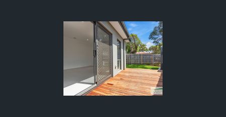 Modern & Stylish Home in Quiet Court Location - Photo 4