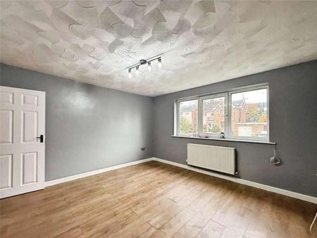 Winnipeg Drive, Cardiff, CF23 - Photo 2