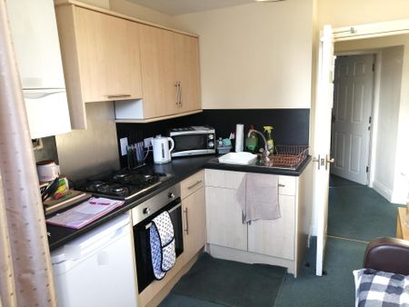 Castle Street - Photo 3