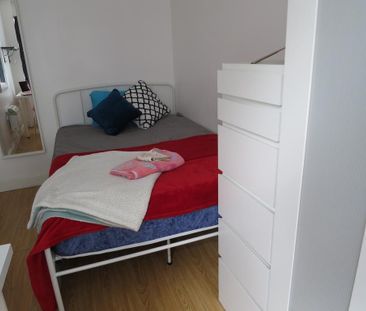 3 bedroom house to rent - Photo 2