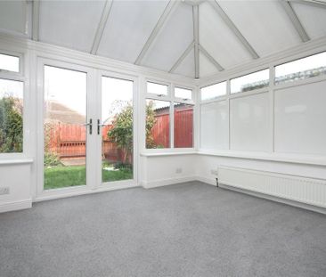 2 bedroom bungalow to rent - Photo 3