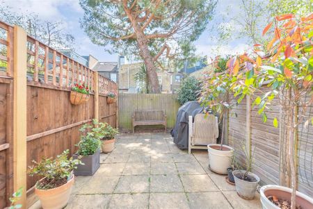 1 bedroom maisonette to rent - Photo 5