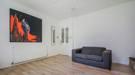 5 bedroom terraced house to rent - Photo 3