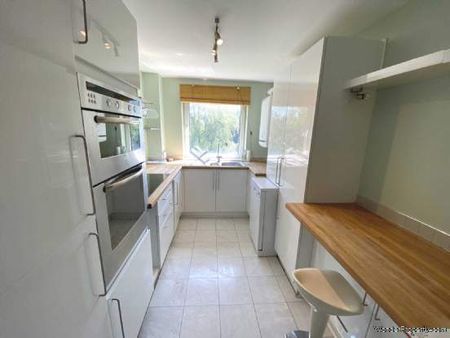 2 bedroom property to rent in Radlett - Photo 4