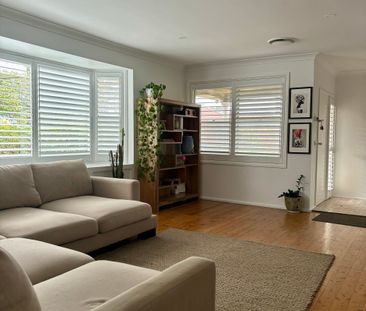 Hamilton South - Photo 1