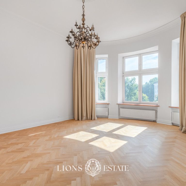 Warszawa, Śródmieście, Śródmieście Południowe, Mokotowska - Photo 1