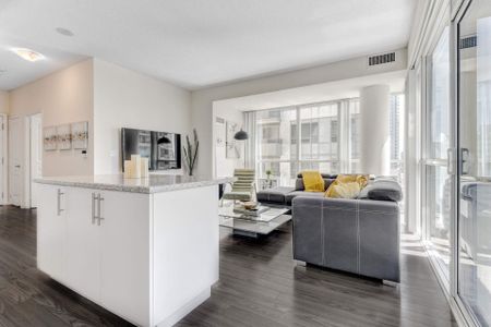 For Lease - 352 Front Street Unit# 1702, Toronto, Ontario - Photo 4