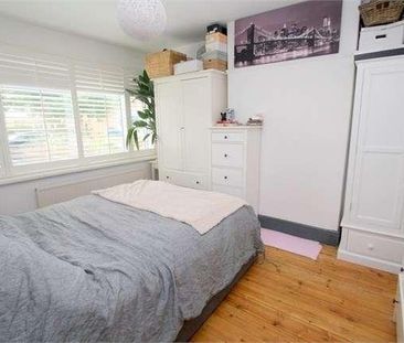 Kingston Road, Staines-upon-thames, TW18 - Photo 2