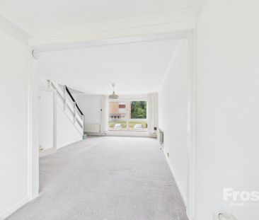 Fernley Court, Maidenhead, Berkshire,SL6 - Photo 2