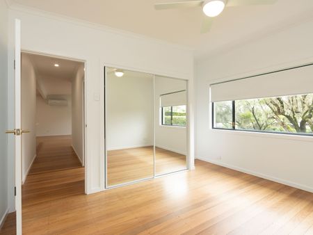 Luxury Living - Photo 2