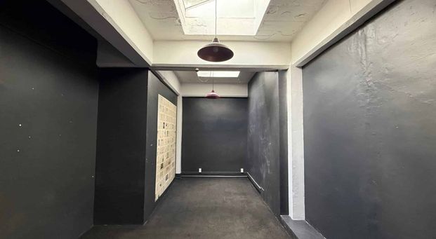 Spacious 4-Bedroom Apartment in the Heart of Te Aro - Photo 1