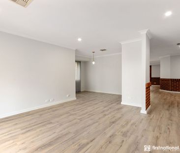Stylish Renovated Family Home - Located in Rossmoyne High School Zo... - Photo 4
