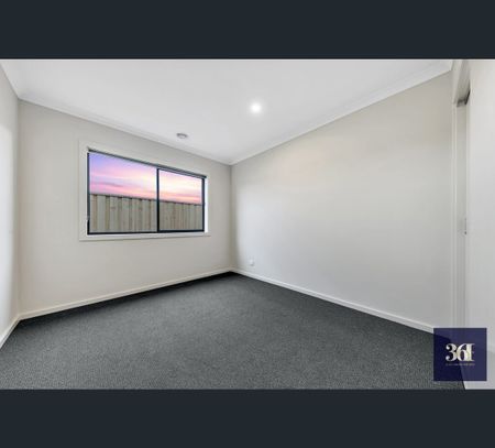 19 Sparland Street, Manor Lakes, Vic 3024 - Photo 4