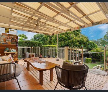 Spacious Family Home on Expansive 1,700m² Block - Photo 6