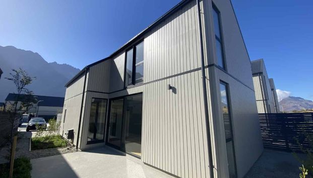 Family home in Hanley's Farm - Photo 1