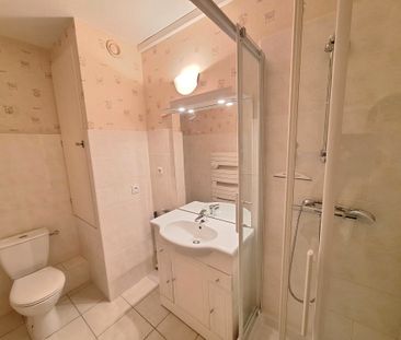 Location Appartement 1 pièce 31m² LES SABLES D OLONNE 85100 - Photo 5