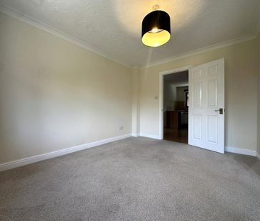 5 bedroom detached house to rent - Photo 1