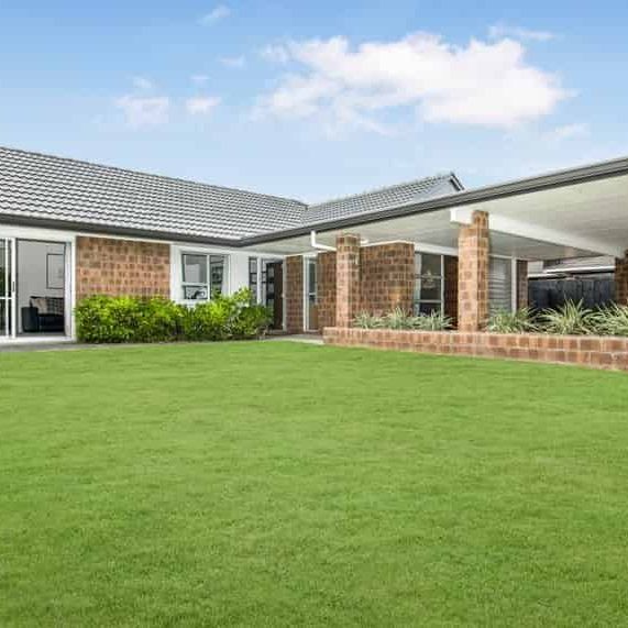 Fantastic Family Home - Photo 1