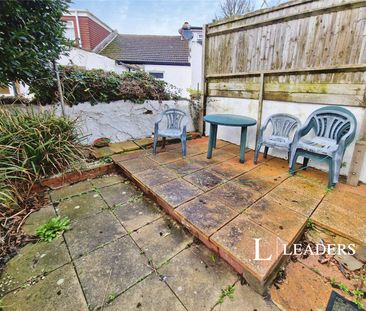 4 bedroom house to rent Queens Park Road, Brighton, East Sussex, BN2 - Photo 4