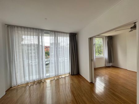 Spacious One Bedroom Unit Located in Prime Position - Photo 2