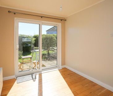 48 Onslow Gardens, Bangor, BT19 7HH - Photo 3