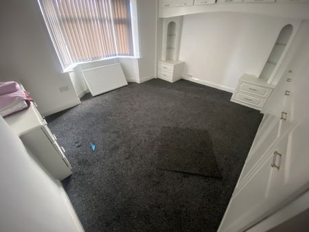 2 Bedroom semi-detached for Rent - Photo 5