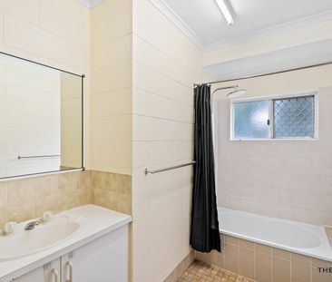 Exceptional Value in Convenient Location - Photo 6