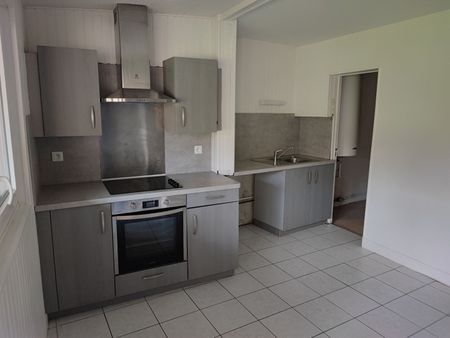 A LOUER Appartement 50000 Saint-Lô 1 chambre 70.78 m2 - Photo 5