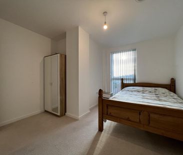 2 bedroom apartment to rent - Photo 4