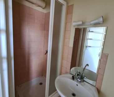 Location Appartement 1 pièce Meublé 19m² LE CREUSOT 71200 - Photo 1