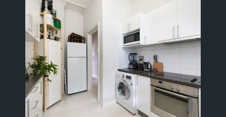 Charm-Filled Unit in a Brilliant Location - Photo 2