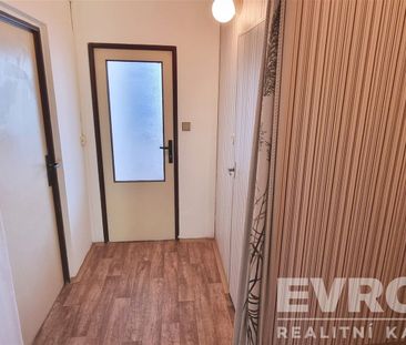 Pronájem bytu 1+1 36 m² - Fotografie 3