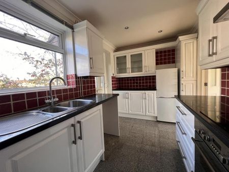 2 bedroom terraced house to rent - Photo 2