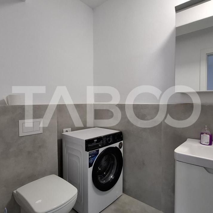 Apartament de inchiriat 3 camere 2 balcoane bloc cu lift Sibiu - Photo 1