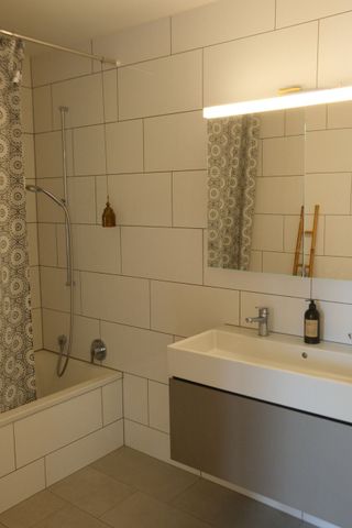 APPARTEMENT DE 3 PIÈCES À ZURICH, MEUBLÉ, TEMPORAIRE - Photo 3