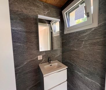 Casa unifamiliare con terreno e posti auto coperti - Foto 4