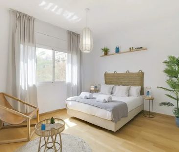 Carrer del Consell de Cent, Barcelona, Catalonia 08013 - Photo 6