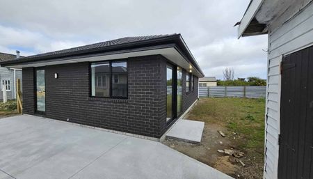 Comfortable Living - Photo 5