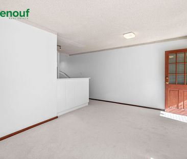 Comfortable Coastal Living in Cottesloe - Photo 3
