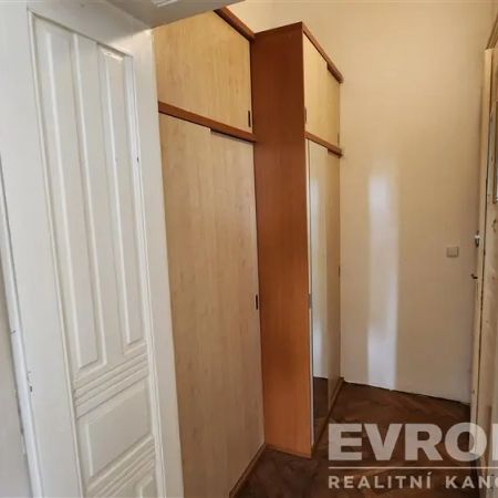 Pronájem bytu 1+kk, 28 m - Photo 3