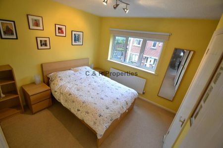 2 bedroom terraced house to rent - Photo 4