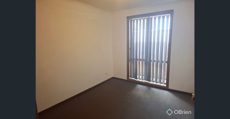 WHEN CONVENIENCE IS KEY - WALK TO EVERYTHING! - Photo 2