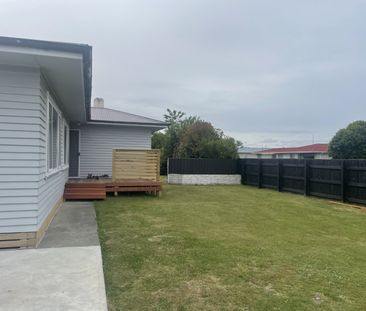 Nottingley Road, Frimley - Photo 4