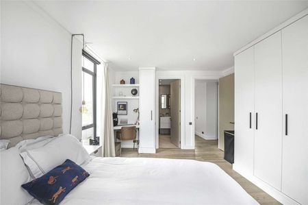 A gorgeous three bedroom apartment with underground parking and private roof terrace. - Photo 5