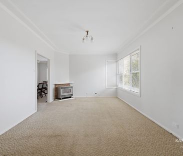 Spacious Family Home with Separate Bungalow on One Acre - Photo 1