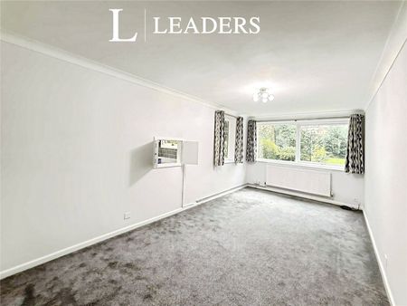 2 bedroom apartment to rent Richmond Park Road, Bournemouth, Dorset, BH8 - Photo 4