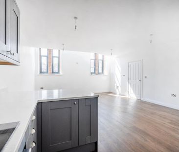 4 bedroom townhouse to rent - Photo 1